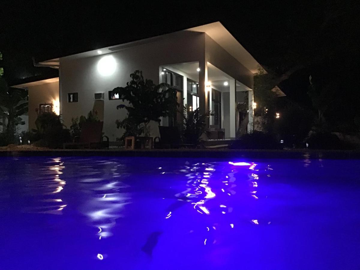 Bamboobeachvilla2 Ac New Oceanfront Pool Sunsetview Garden Kitchen Satellite Starlink Wi-Fi Dimiao Luaran gambar
